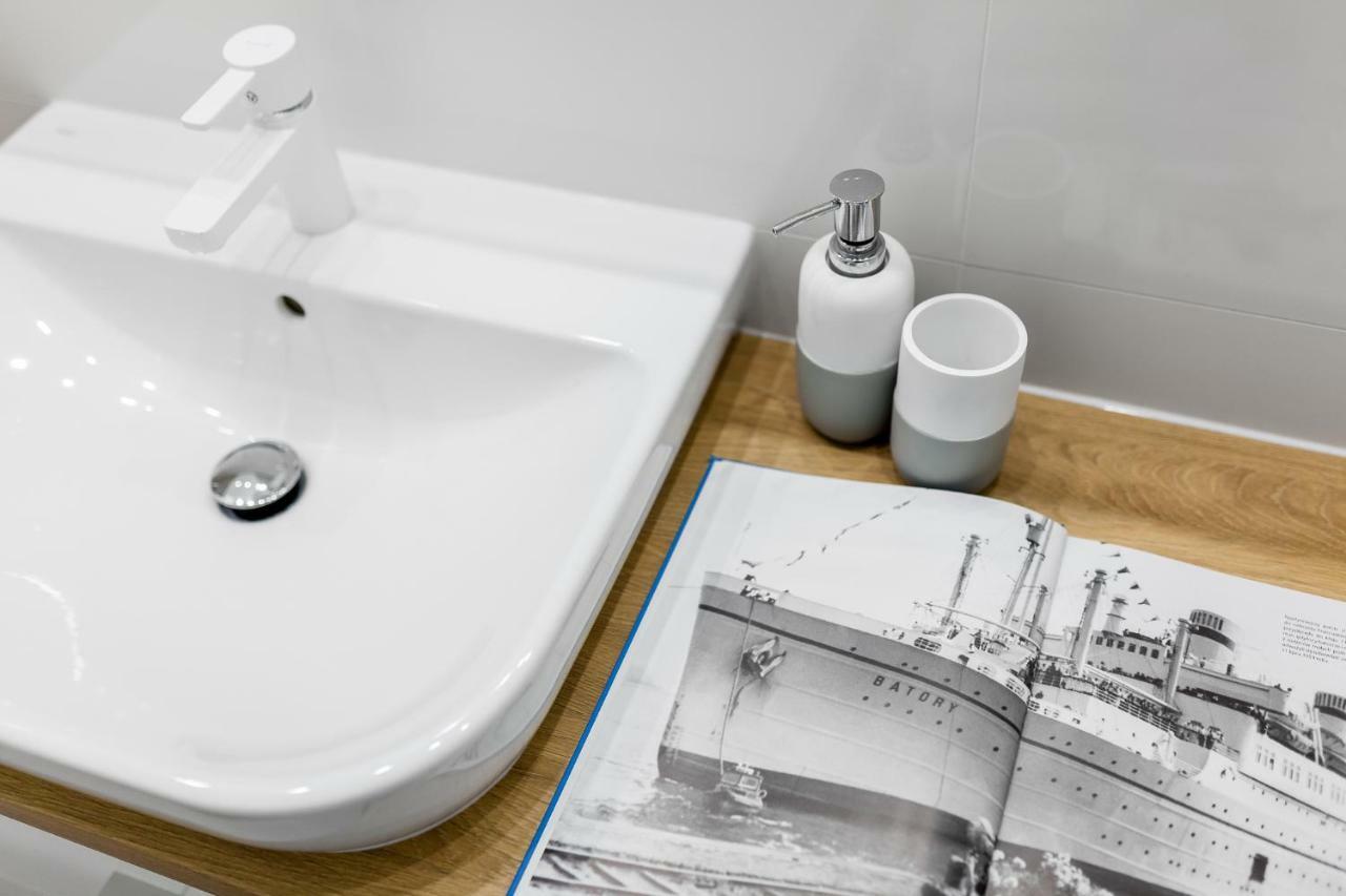 Apartamenty Black&White - Apartament Batory Five Gdynia Ngoại thất bức ảnh